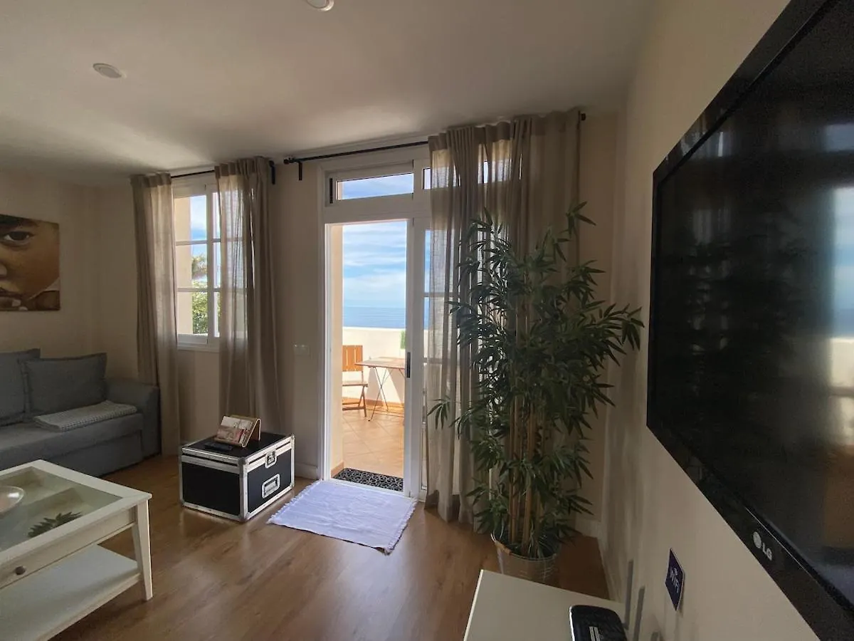 Apartment With Beautiful Ocean Views Такоронте